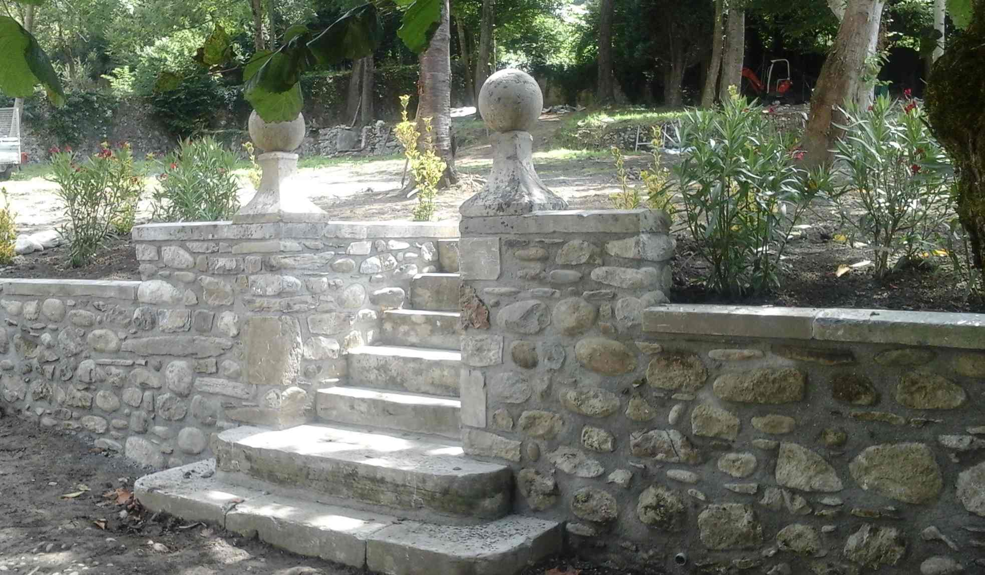 parc-dauphole-escalier